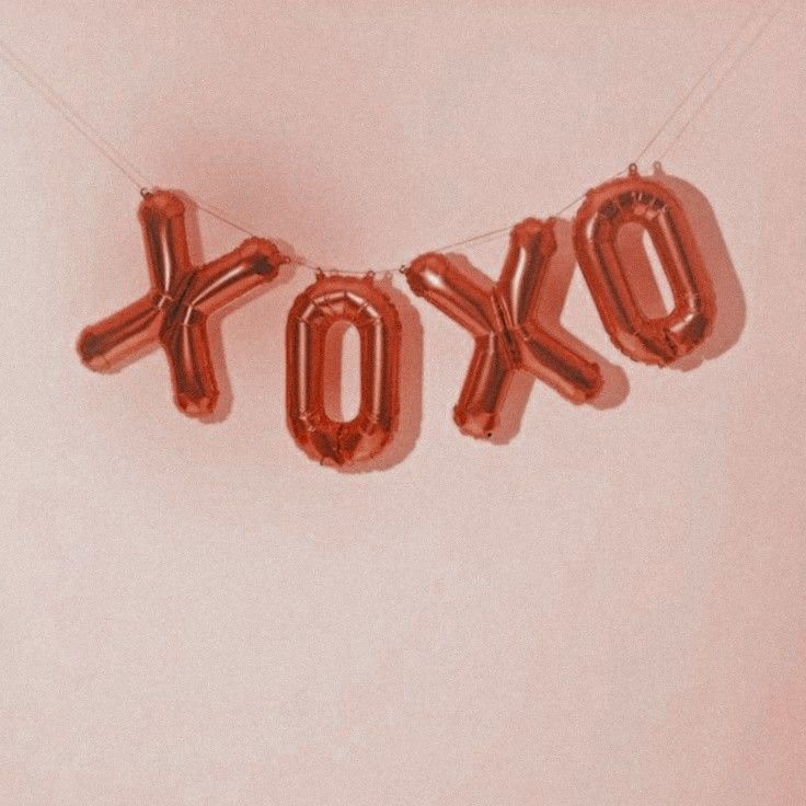 Love-Struck! Valentine's Day Outfit Guide