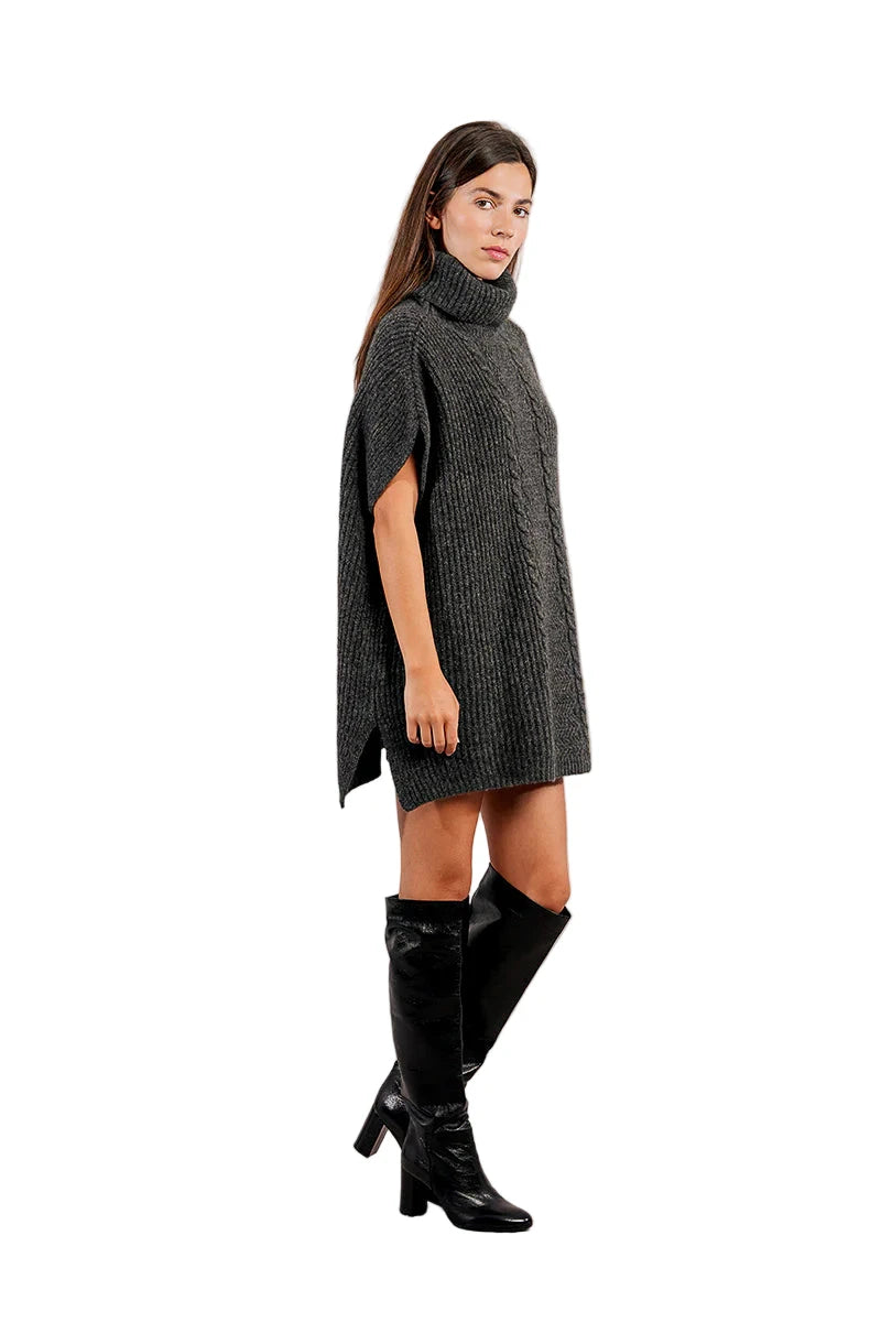 Molly Bracken KNITTED PONCHO