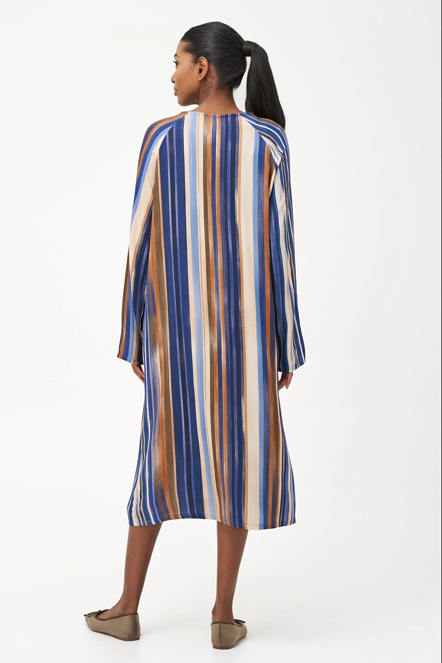 M Made In Italy Woven V-Neckline Dress