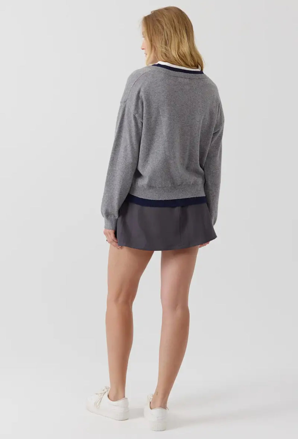 Sweewe Paris V-Neck Sweater