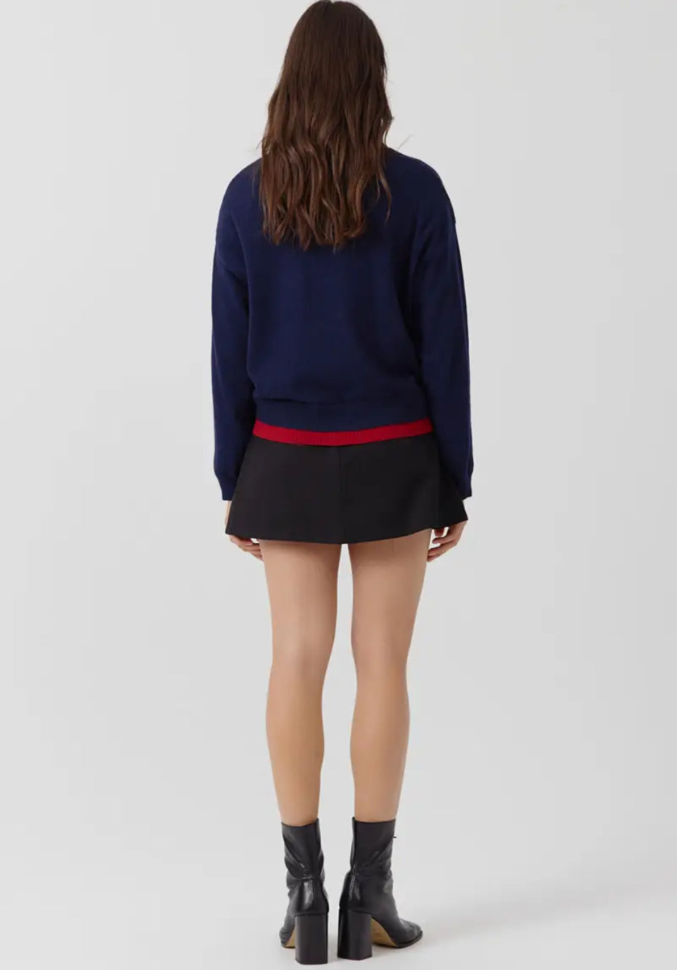 Sweewe Paris V-Neck Sweater