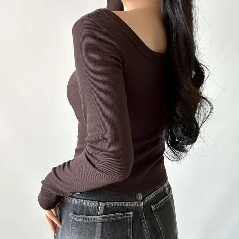 Clever Alice Hug Square Long Sleeve Tee