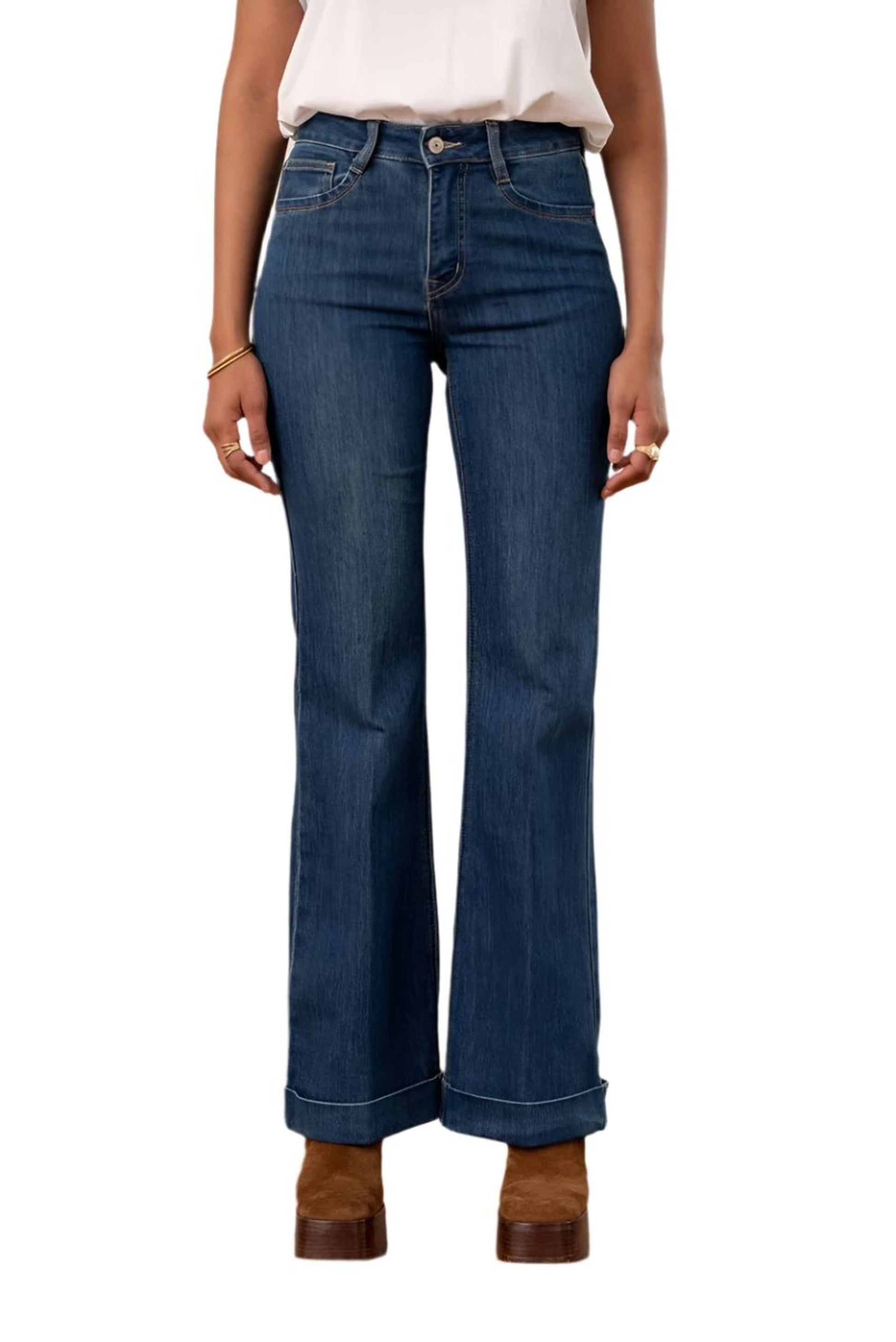 Oraije Paris Fanny Jean in Medium Wash Denim 