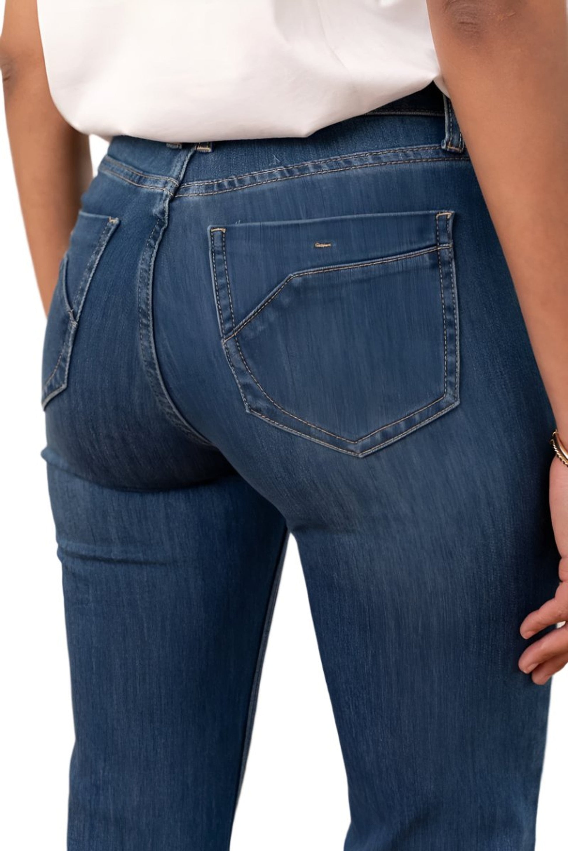 Oraije Paris Fanny Jean in Medium Wash Denim 